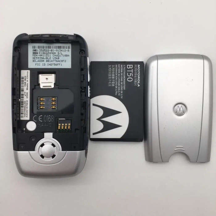 Motorola V360 Refurbished Unlocked Flip GSM Mobile Phone Video recorder cell phone with Ru