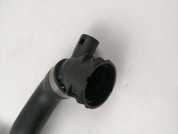Thermostat Hose 1712752502 For BMW 1 Series E81 E82 E87 Water Tank Pipe Lower