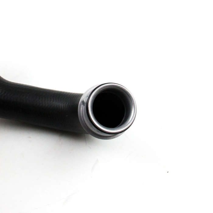 Water Tank Connection Water Hose For Mercedes Benz E220/240/300 Rubber Water Hose Pipe
