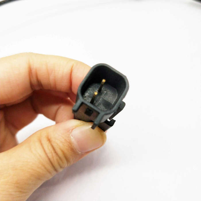 Rear Right ABS Wheel Sensor For Mitsubishi Outlander 2WD 2006-12 ASX 2WD 2010 Lancer 2007-08
