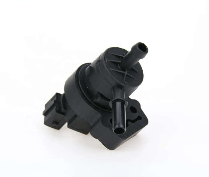 Fuel Tank Regeneration Purge Vent Valve for MERCEDES 2124702793 0004703993 1634700493 0004705693