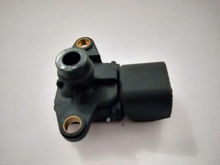 Manifold Absolute Boost Pressure Sensor For 1999-2001 Jeep Grand Cherokee 4.0L 4.7L