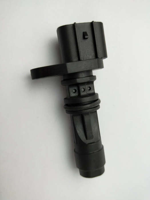crankshaft position sensor FOR Nissan NAVARA D40 PATHFINDER X-