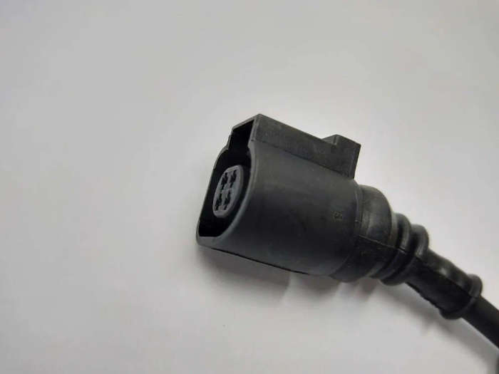 Rear Axle Left/ Right WHEEL SPEED SENSOR FOR VW SHARAN FORD GALAXY