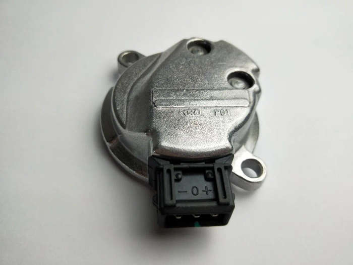 Camshaft position Sensor For VW BEETLE Bora Golf Passat POLO GEELY Audi A3 A4