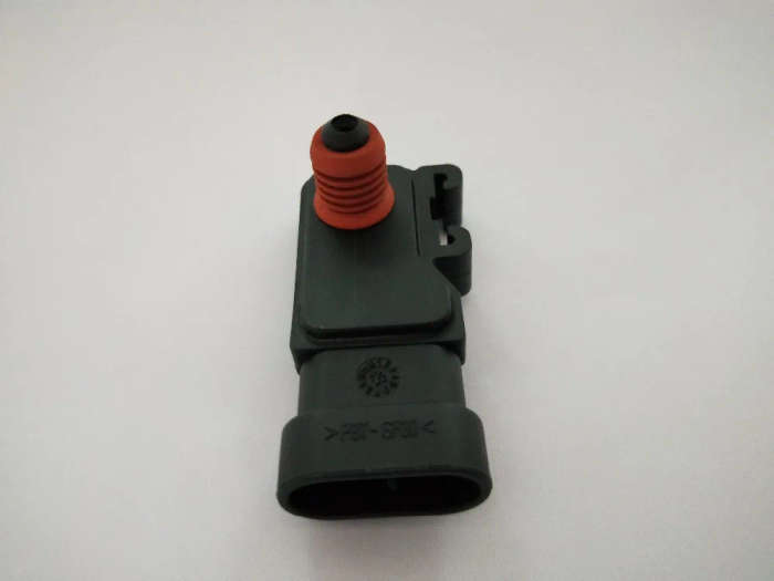 Intake Air Pressure Sensor For FIAT CROMA Renault LAGUNA Oldsmobile GMC Isuzu Pontiac Cadillac