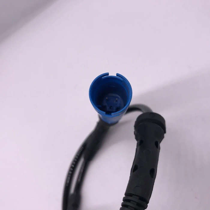 Front Left Right ABS Wheel Speed Sensor for X5 E53 3.0i 4.4i 4.6is 00-06