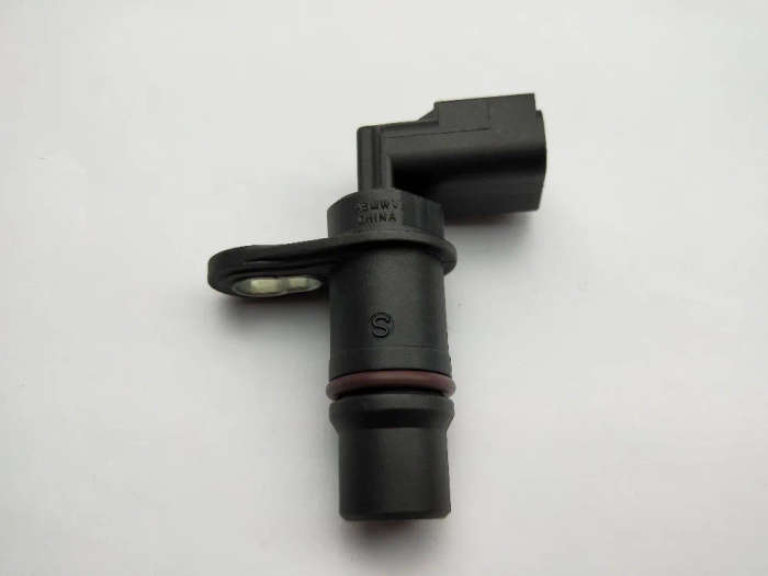 Crankshaft Camshaft Crank Cam Position Sensor D4921686 For DONGFENG cummins