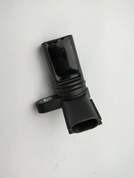 Camshaft Position Sensor for Infiniti Nissan 350Z Altima Armada Frontier