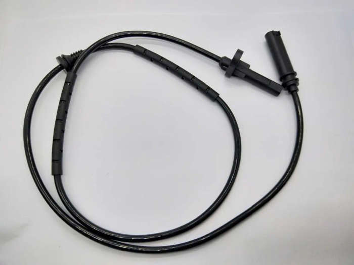 Rear Left Right ABS Wheel Speed Sensor 34526771777 For 2007-2013 BMW X5 X6