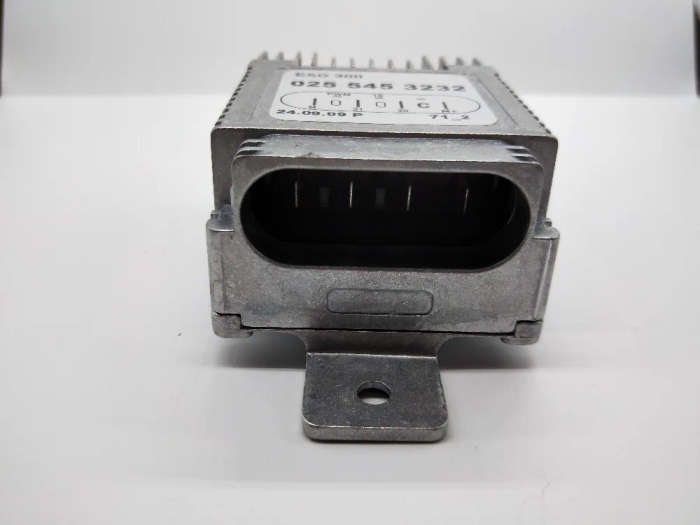 Cooling Fan Control Regulator Module For Mercedes-Benz