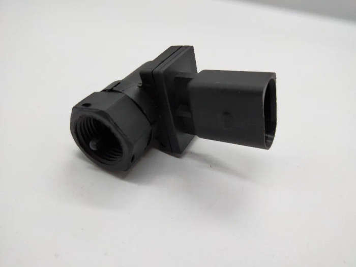Speed Sensor For VW Volkswagen Beetle Derby Golf Jetta 1.8 1.9 2.0 2.8 Audi TT
