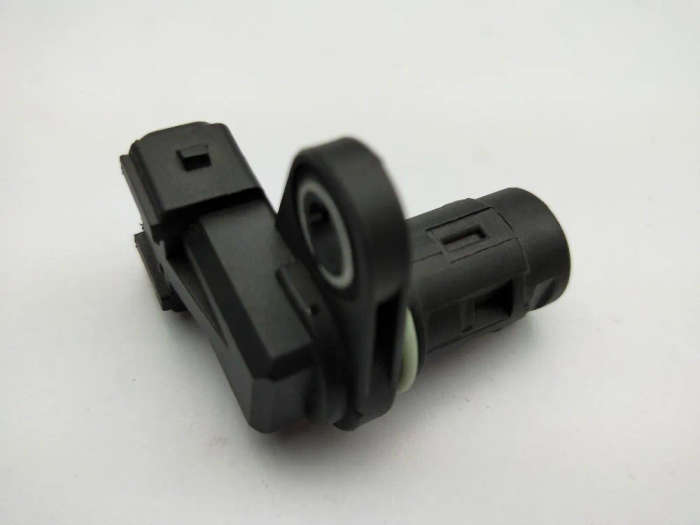 Camshaft Position Sensor For Hyundai Kia Elantra Tiburon Tucson Forte 1.8L