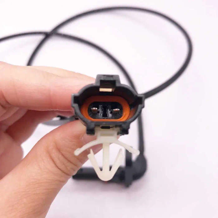 Auto ABS Wheel Speed Sensor FRONT RIGHT for Mitsubishi FUSO CANTER PRESTIJ
