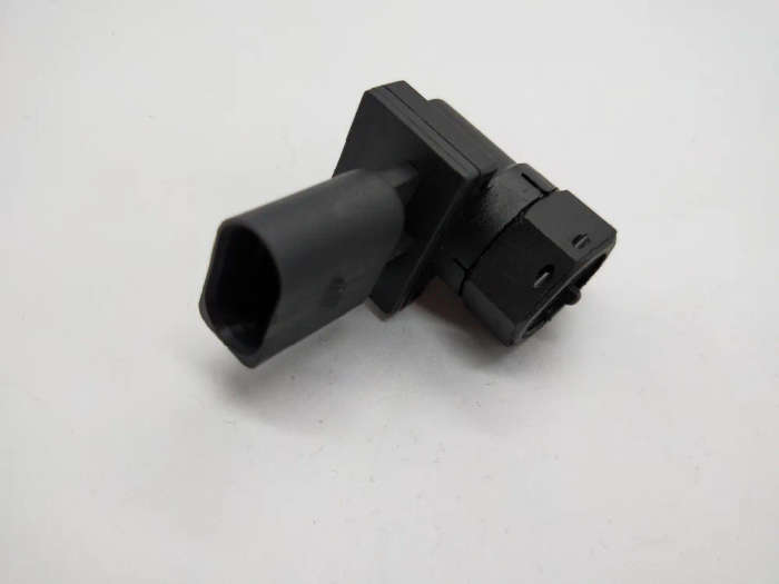 Speed Sensor For VW Volkswagen Beetle Derby Golf Jetta 1.8 1.9 2.0 2.8 Audi TT