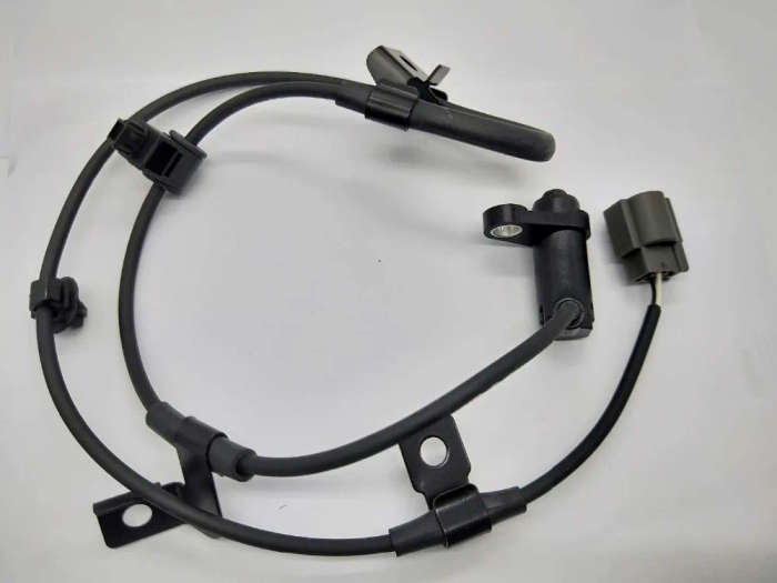 Auto ABS Wheel Speed Sensor ABS Sensor For Mitsubishi L200 2006 - 2011 07 08 MN102577