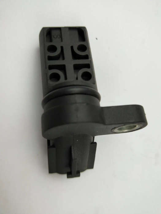 Camshaft Crankshaft Position Sensor CPS FOR Nissan