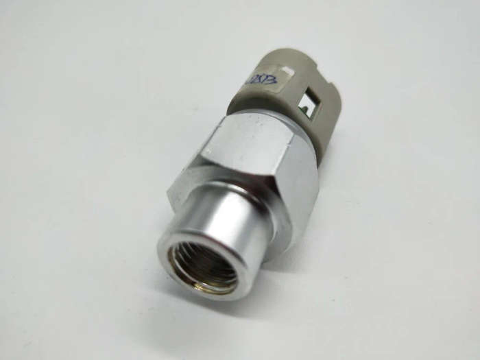 Power Steering Switch Oil Pressure Sensor For Renault Clio Espace Kangoo Scenic Megane Laguna