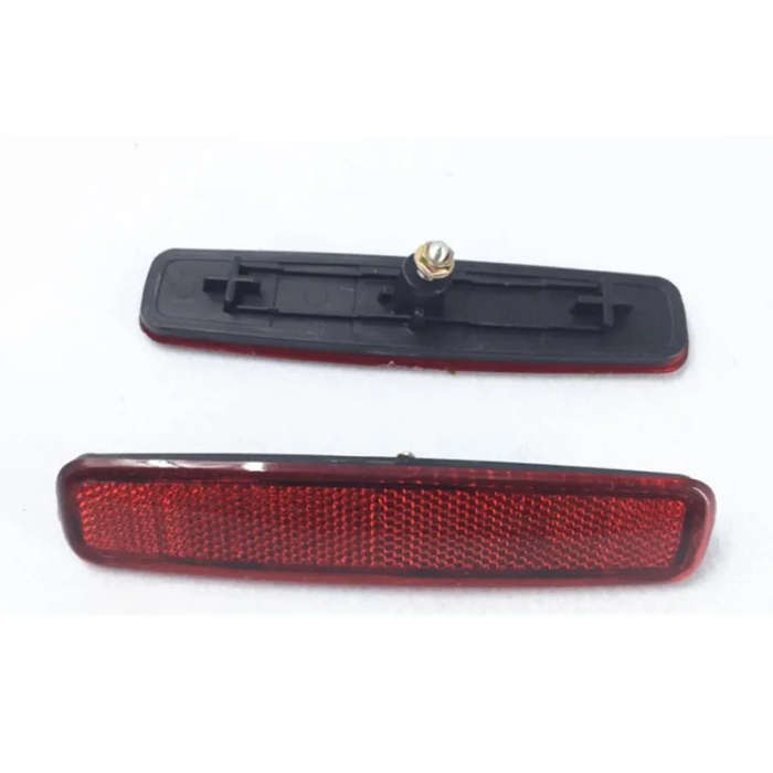 One Pair Rear Bumper Lamp Red Reflector light For Hyundai Starex/H-1/Libero H-1/Starex (MINI BUS)