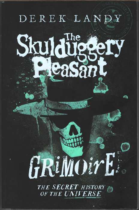 Skulduggery Pleasant Grimoire - N