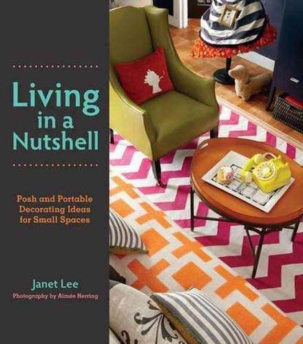 LIVING IN A NUTSHELL - Janet Lee - 9780062060693