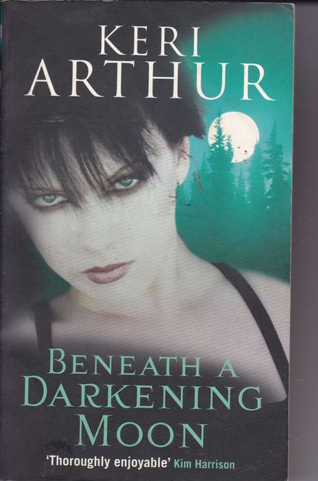 BENEATH A DARKENING MOON SECONDHAND - ARTUR