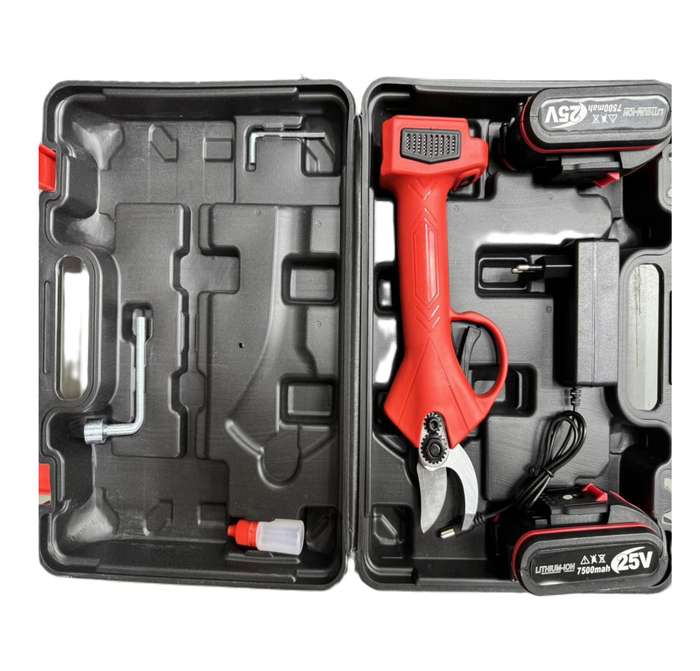 Cordless pruning and cutting -2x 24v battery
