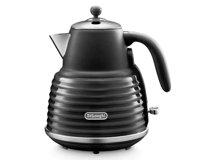 DeLonghi  Scultura Selections Kettle: Granite Black   KBZS2001.BK