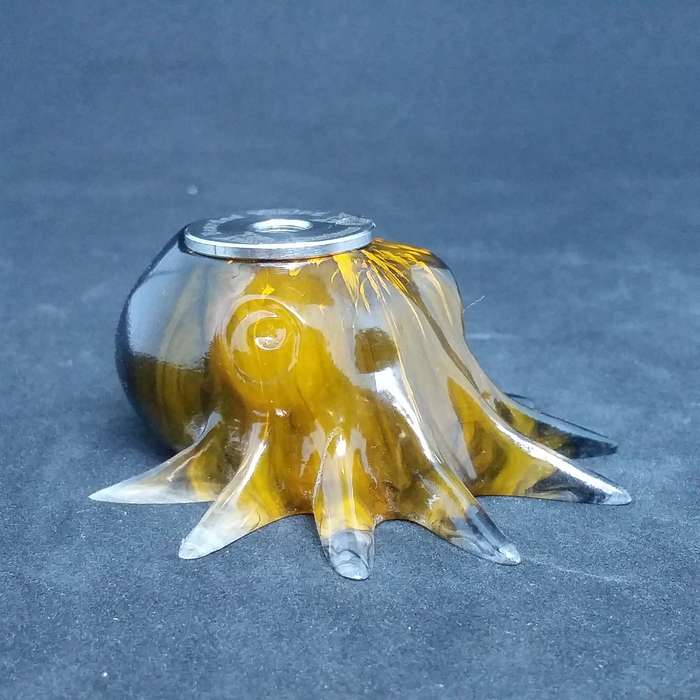 Octo acrylic atty stand