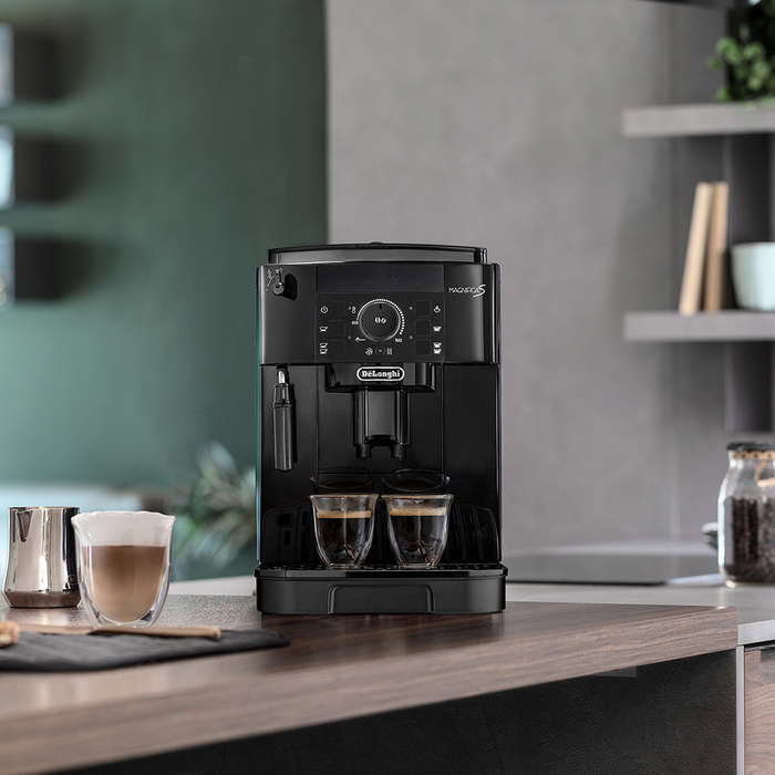 Magnifica S Bean To Cup Coffee Machine, ECAM12.121.B
