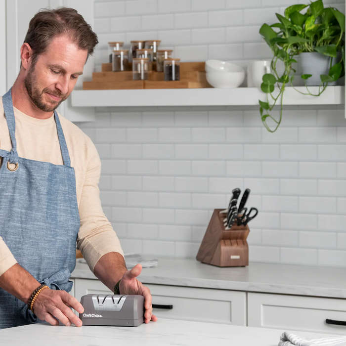 CF-DC220 Rechargeable 2 Stage Electric Knife Sharpener