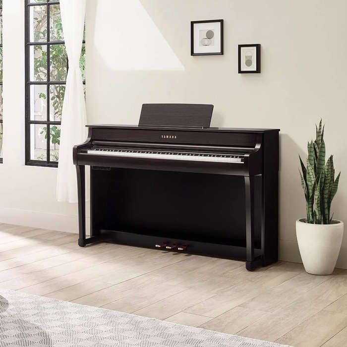 Yamaha Clavinova CLP-835 Console Digital Piano with Bench - Rosewood