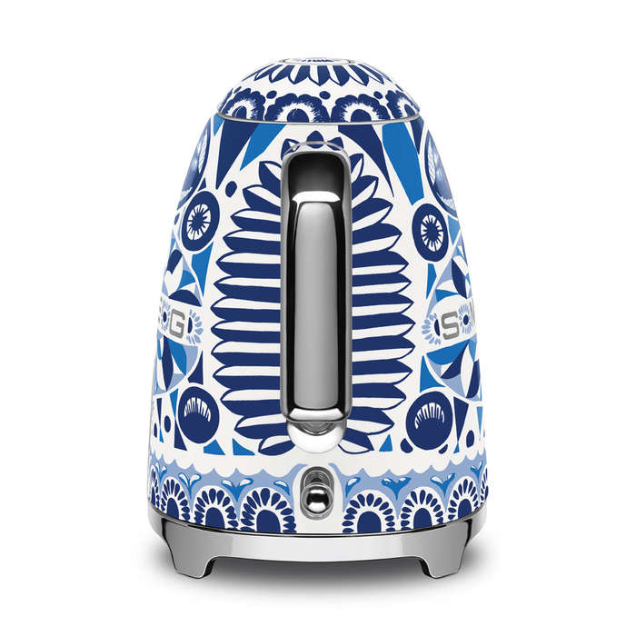 Smeg 1.7 L Kettle Dolce & Gabbana Blu Mediterraneo KLF03DGBEU