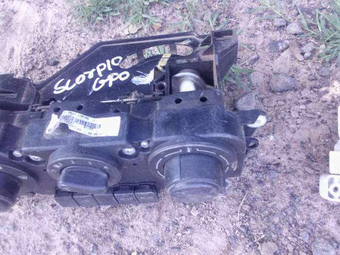 Mahindra Scorpio Climate Control -