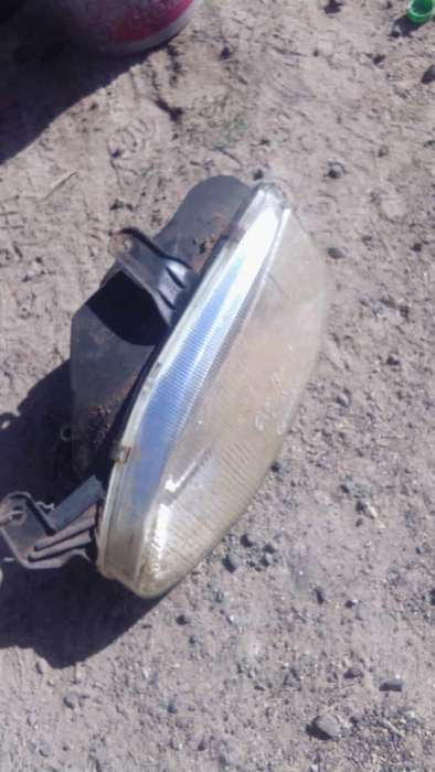 2001 Fiat Palio Left Headlight -