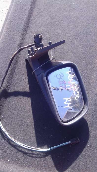 2007 Peugeot 307 Right Mirror - Used