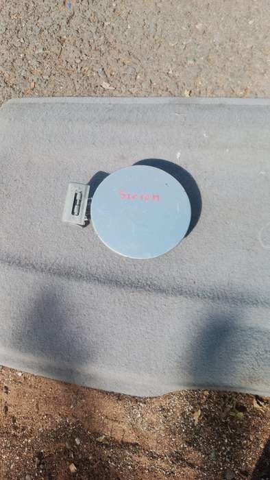 2007 Daihatsu Sirion Fuel Flap -