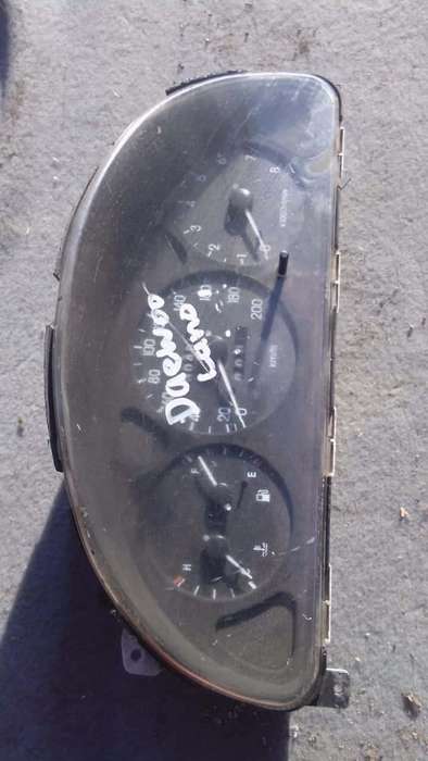 1998 Daewoo Lanos Cluster -  (2)