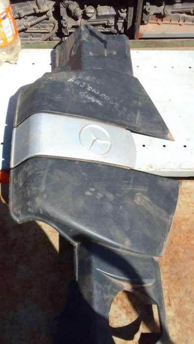 2003 Mercedes Benz W203 Engine Cover -