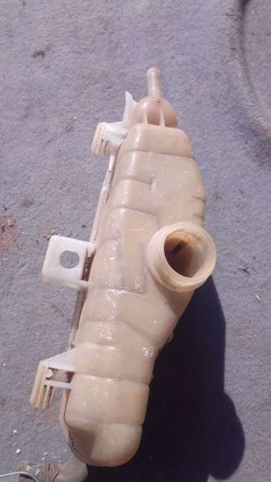 2006 Nissan Micra Water Bottle -