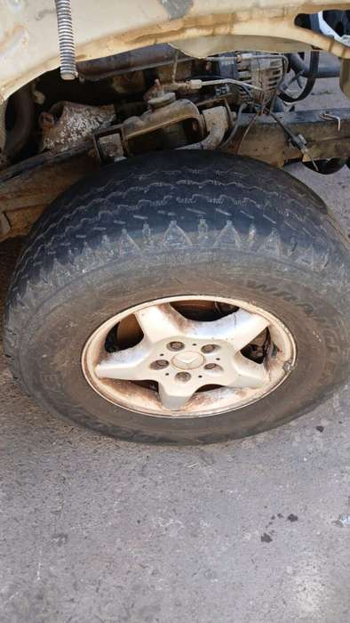 Mercedes Ml320 W163 Mag Rim & Tyre 16"