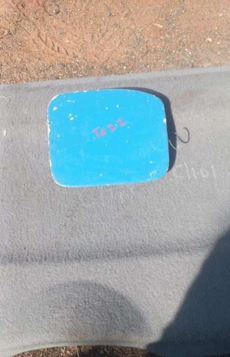 2006 Toyota Runx Fuel Flap -
