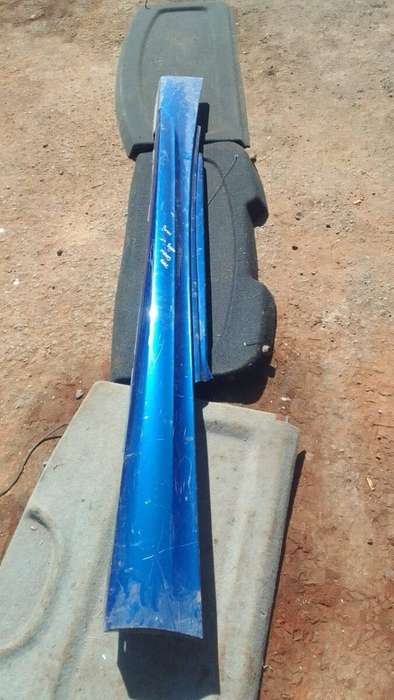 2013 BMW E82 120I Left Side Skirt -