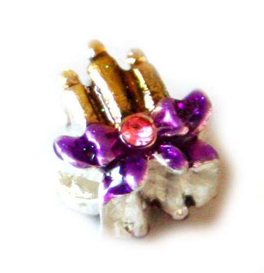 Yellow candle with purple bow cloisonne bead. Silver base colour. 12mm.