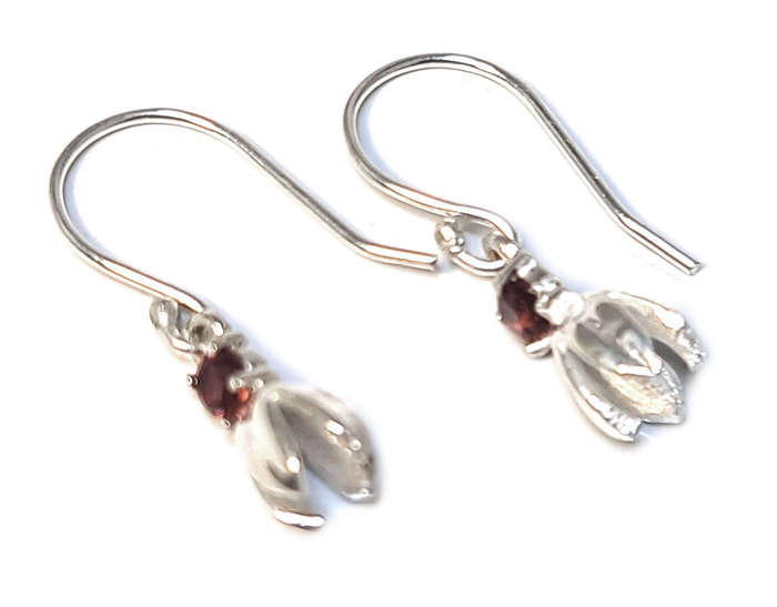 Chalice flower earrings in 925 silver, Garnet, 26mm incl. hook