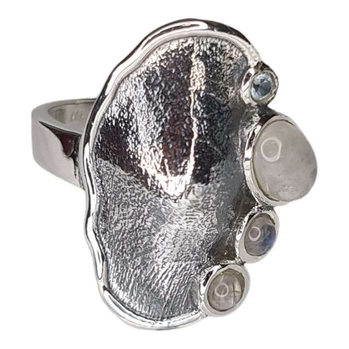 Moonstone cabochon ring in 925 silver, oval, size 8