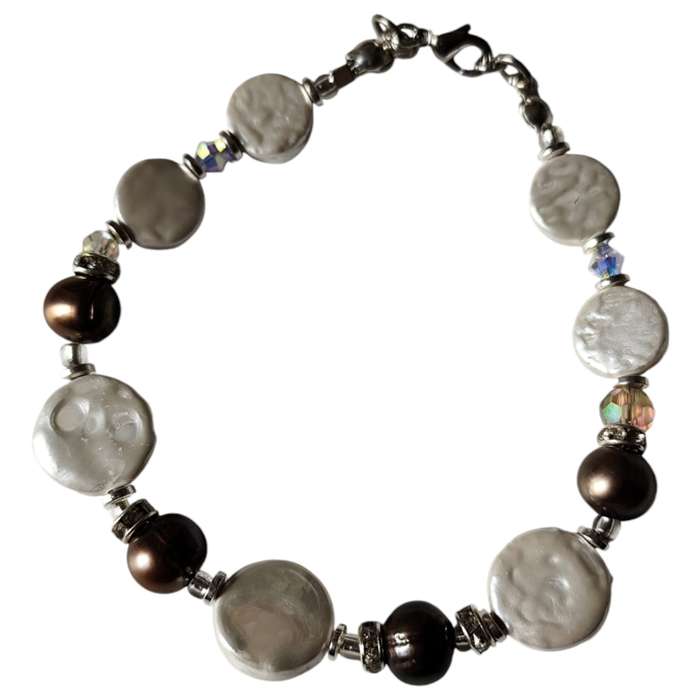Button freshwater pearl, coloured pearl & Swarovski bracelet