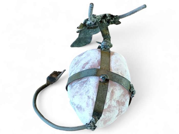 Metal and stone cow sitting 14-16cm