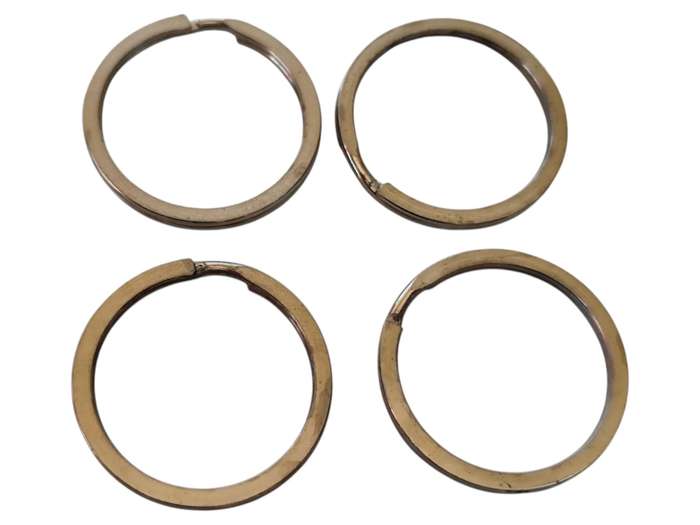4 x Silver keyring, 25mm diameter, 2mm thick