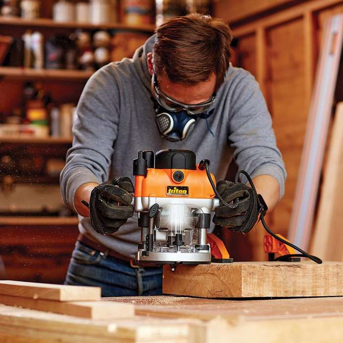 TRITON - PLUNGE ROUTER 2400W 1/2" & 1/4" COLLET 230V  - TRI TRA001